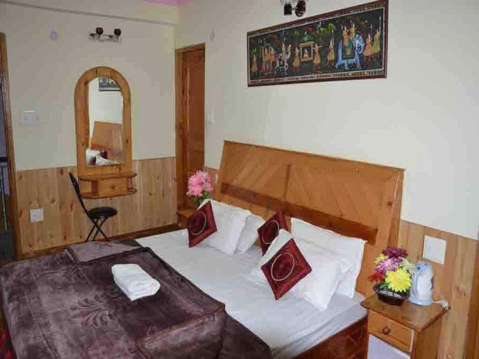Hotel O Antriksh Cottage Manāli Exterior foto